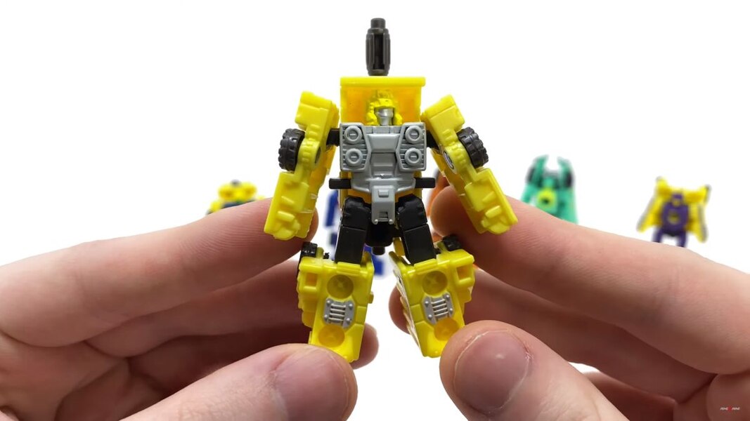 Transformers Earthrise Galactic Odyssey Micron Micromasters  (13 of 30)